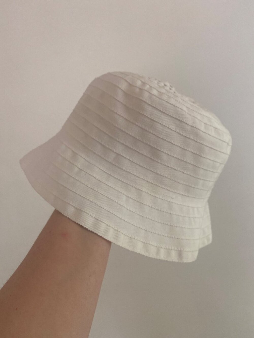 Women's White Cotton Blend Bucket Hat With Ribbed Texture Lightweight & Durable - Picture 2 of 5